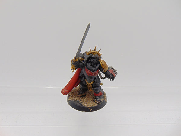 Primaris Captain in Gravis Armour