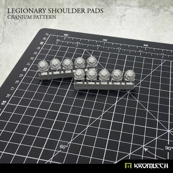 Legionary Shoulder Pads: Cranium Pattern (10)
